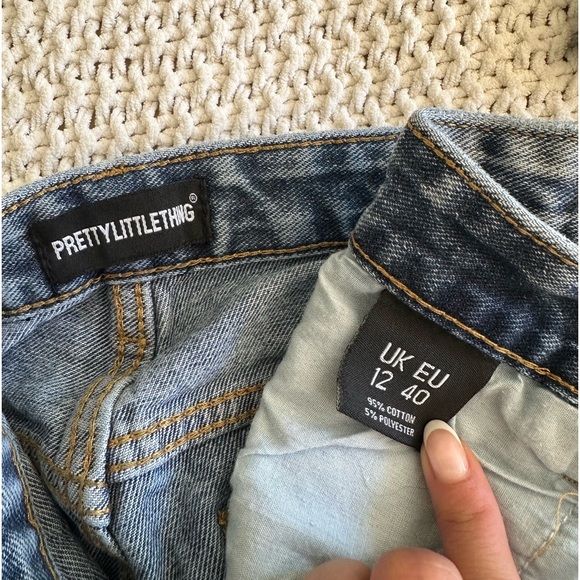 PrettyLittleThing Jeans - Picture 4 of 4